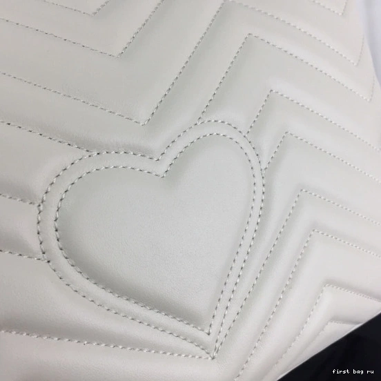 First bag ru GG Marmont Gucci 31CM 0712